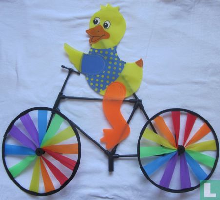 Wind bike with duck on it - Image 2