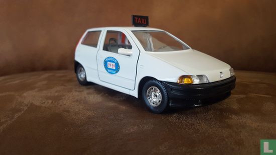 Fiat Punto 'Taxi' - Bild 1