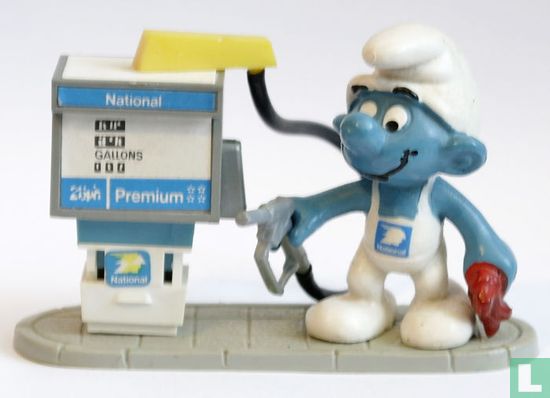 National Pump Operator Smurf with gas pump - Image 1