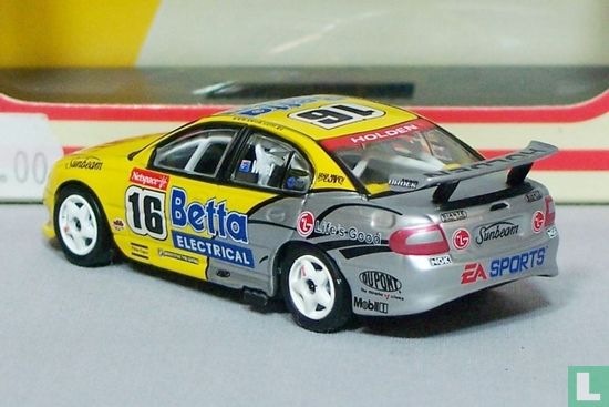 Holden VX Commodore Supercar #16 - Image 2