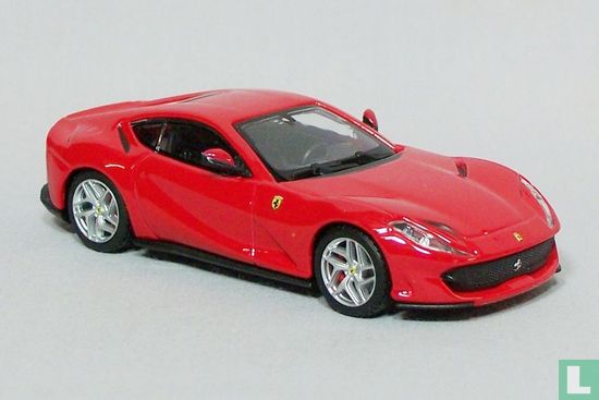 Ferrari 812 Superfast - Afbeelding 1