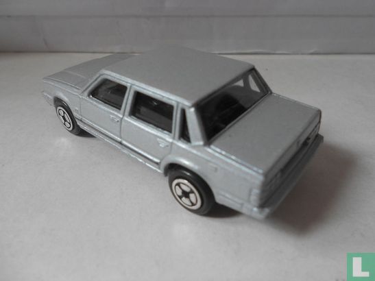 Volvo 760 Saloon - Afbeelding 2