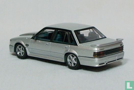 Holden HDT Commodore VK Group 3 - Image 2