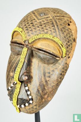 Ngaady A Mwaash Kuba face mask - Afbeelding 1