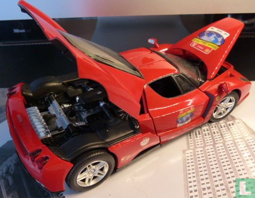 Enzo Ferrari 'Ferrari 60 Relay' - Afbeelding 3