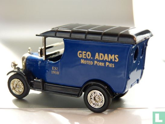 Morris Bullnose Van 'Geo. Adams' - Image 3