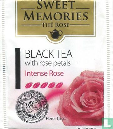 Black Tea with rose petals   - Image 1