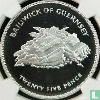 Guernsey 25 pence 1977 (PROOF) "25th anniversary Accession of Queen Elizabeth II" - Image 2