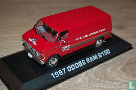 Dodge Ram B150 - Image 3