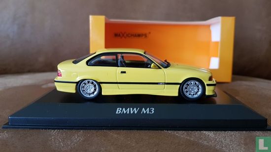 BMW M3  - Image 2