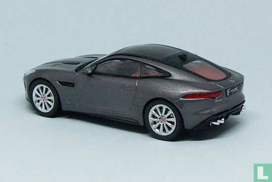 Jaguar F-type Coupé - Image 2