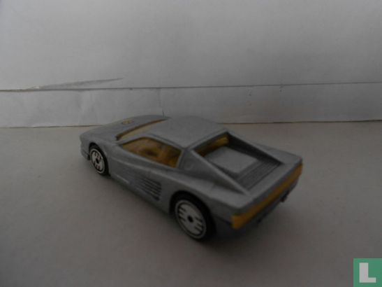 Ferrari Testarossa   - Bild 2