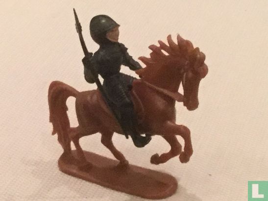 Ritter mit Stangenbeil zu Pferd (schwarz) - Bild 2