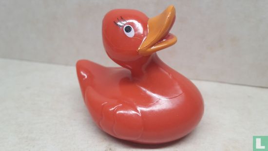 Red duck - Image 1