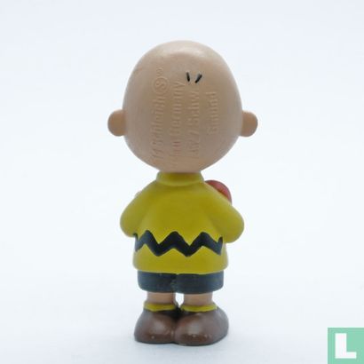 Charlie Brown with heart - Image 2