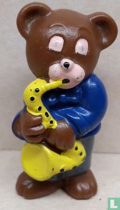 Bear with saxophone - Image 1