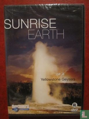 Sunrise Earth - yellowstone geysers - Afbeelding 1