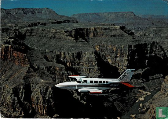 Scenic Airlines - Cessna 404 - Bild 1