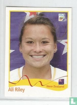 Ali Riley - Afbeelding 1