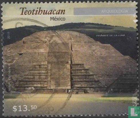 Pyramid Teotihuacan