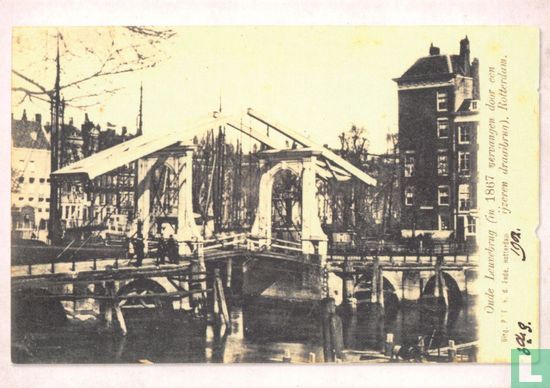 Oude Leuvebrug (in 1867 vervangen door een ijzeren jaarbrug). Rotterdam. - Image 1