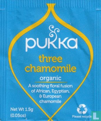 three chamomile - Afbeelding 1