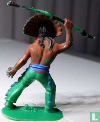 Chief with spear (green) - Image 2