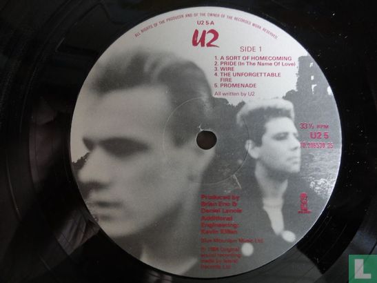 The Unforgettable Fire  - Afbeelding 3