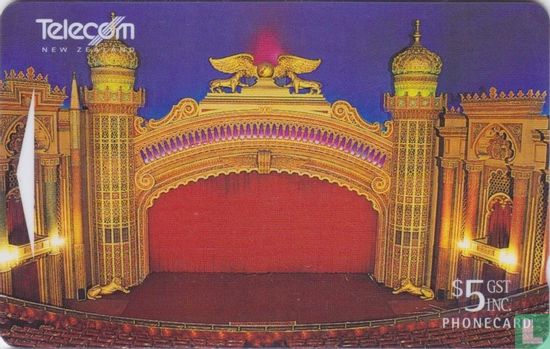 Auckland's Opulent Civic Theatre - Image 1