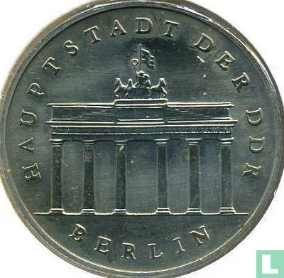 DDR 5 mark 1990 "Berlin capital of the GDR" - Afbeelding 2