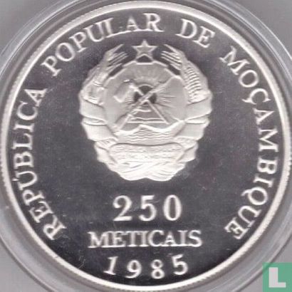 Mozambique 250 meticais 1985 (PROOF) "10th anniversary of independence" - Image 1