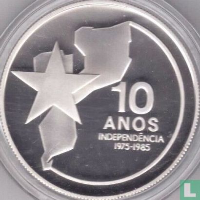 Mozambique 250 meticais 1985 (PROOF) "10th anniversary of independence" - Image 2