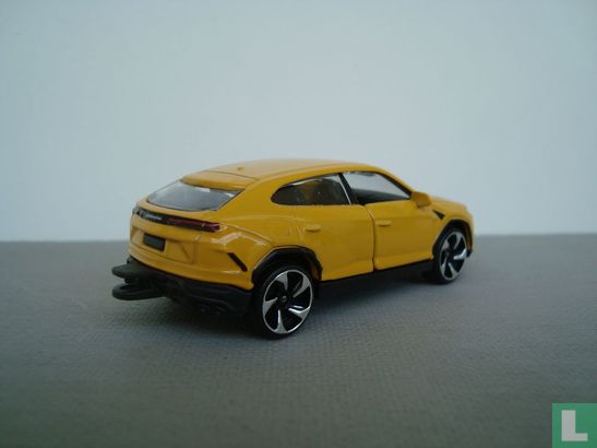 Lamborghini Urus - Bild 2
