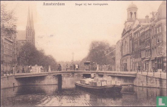 Amsterdam  Singel bij het Koningsplein