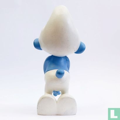 Shy Smurf - Image 2