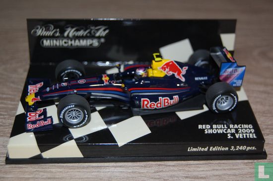 Red Bull Racing Showcar 2009 - Image 1