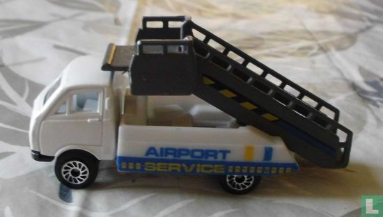 Airport Service - Image 1