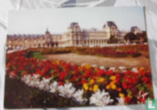 The Louvre and its gardens - Image 1