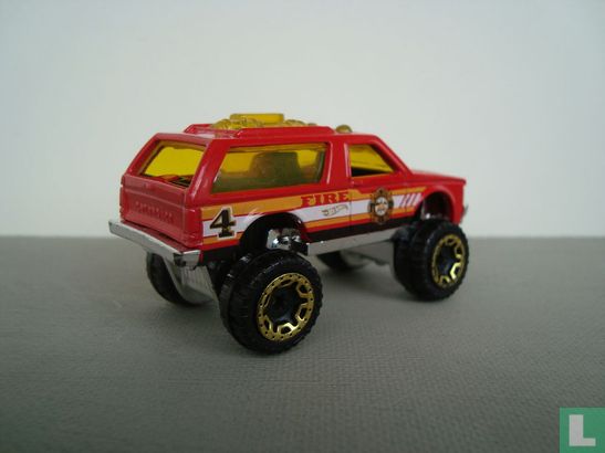 Chevrolet Blazer 4x4 'Fire' - Image 2