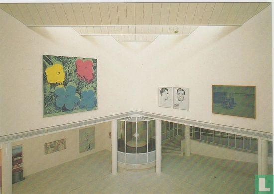 Städtiches Museum Abteiberg- Blick aus Oberlichtsaal auf Abteistrasseenebene und Cafeteria - Afbeelding 1