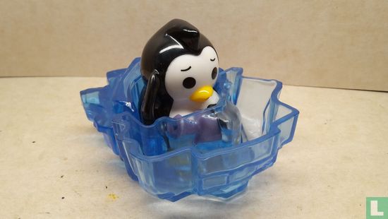 Frozen penguin - Image 1