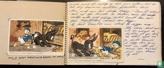Mickey verzamel schriftje uit 1951, ansichtkaarten en strips - Afbeelding 1