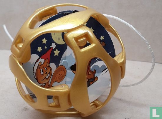 Gold Christmas bauble - Image 1