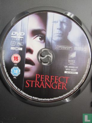 Perfect Stranger - Afbeelding 3