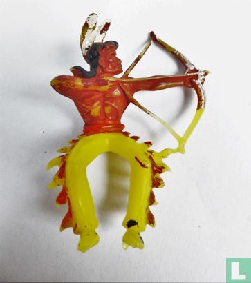 Indian with bow and arrow (yellow) - Image 1