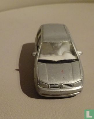 VW Golf IV  - Image 2