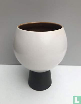 Vase 571 - weiß / engobe - Bild 1