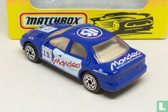 Ford Mondeo Ghia #15 - Afbeelding 2