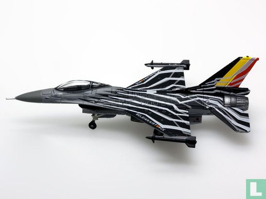 BAF Solo Display Team F-16AM - Afbeelding 3