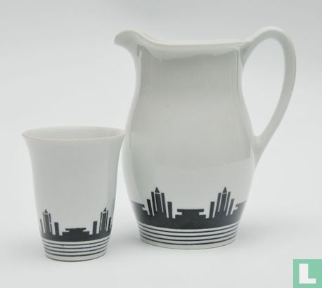 Milk set with Skyline - Image 1